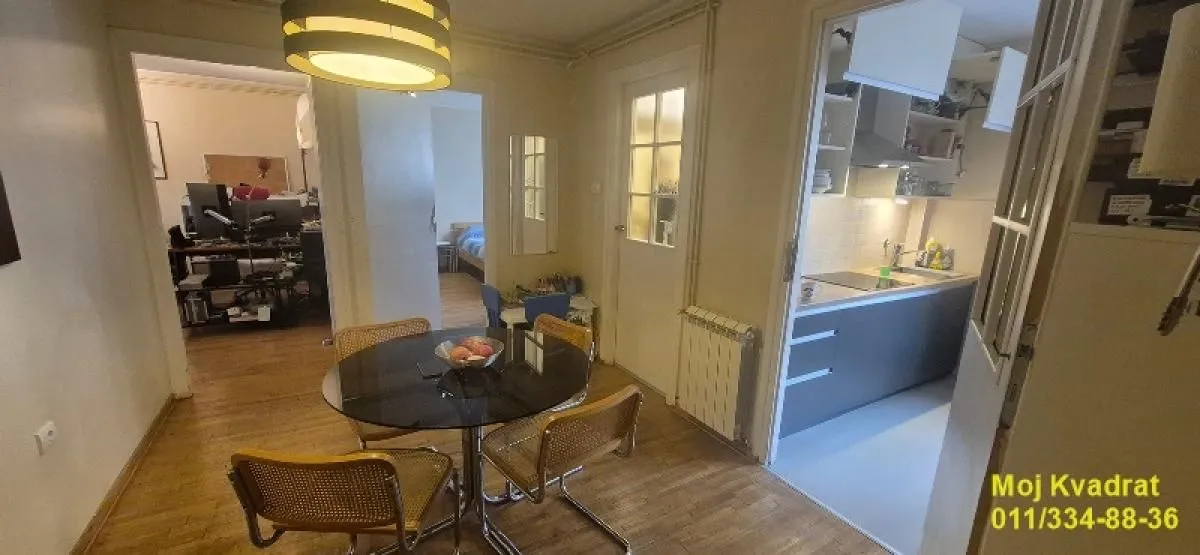 Prodaja, dvosoban stan, 74m², Kalenić Pijaca, Vračar Sve Podlokacije