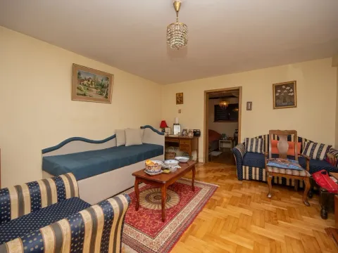 Prodaja, kuća, 183m², Gorica C, Podgorica - image 7