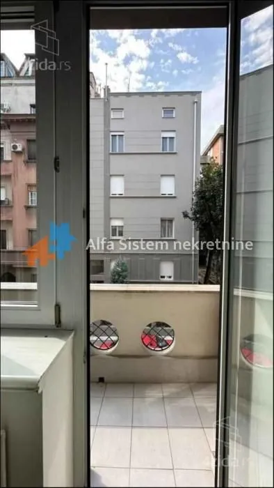 Rent, office space, 223m², Kalenić Pijaca, Vračar Sve Podlokacije
