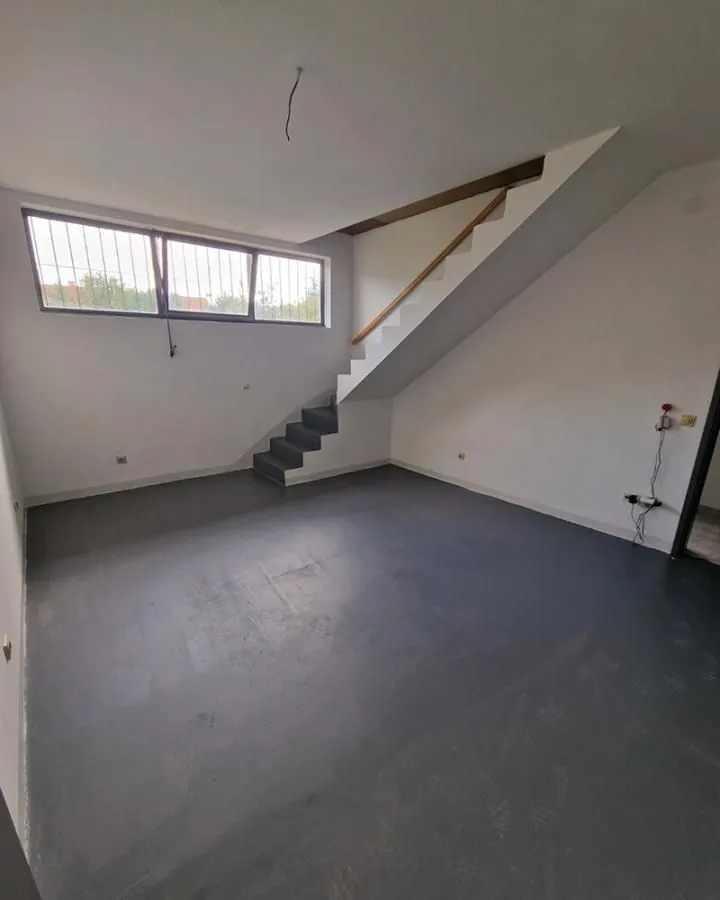 Rent, office space, 52m², Zemun Kalvarija, Zemun Sve Podlokacije