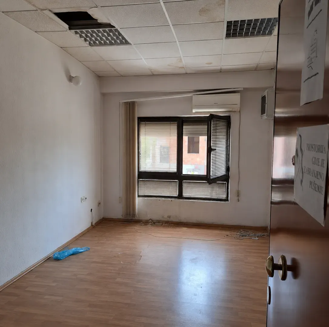 Rent, office space, 95m², Stari Aerodrom, Podgorica