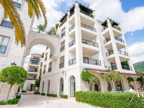 Prodaja, dvosoban stan, 136m², Porto Montenegro, Tivat - image 13