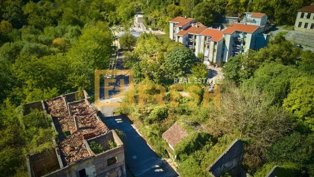 Sale, land lot, 829m², Cetinje, Crna Gora