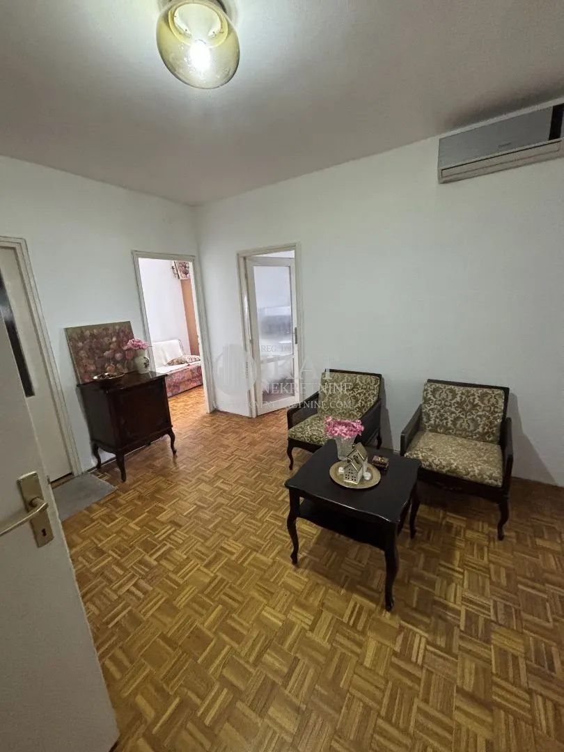 Prodaja, dvosoban stan, 85m², Zvezdara Sve Podlokacije, Beograd