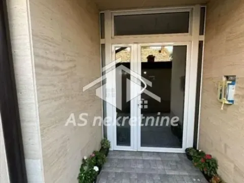 Prodaja, dvosoban stan, 43m², Zemun Cara Dušana, Zemun Sve Podlokacije - image 12