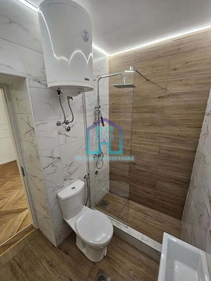 Prodaja, jednosoban stan, 21m², Stari grad, Novi Sad