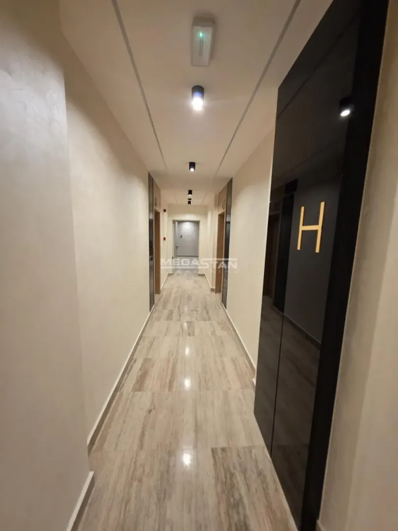 Izdavanje, dvosoban stan, 44m², Novi Beograd Blok 64, Novi Beograd Sve Podlokacije