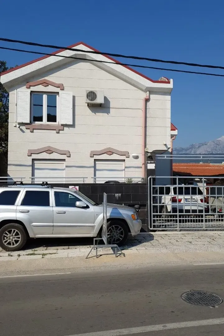 Prodaja, kuća, 219m², Tivat, Crna Gora