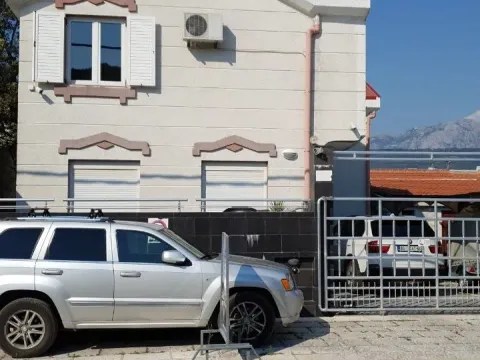 Prodaja, kuća, 219m², Tivat, Crna Gora - image 7
