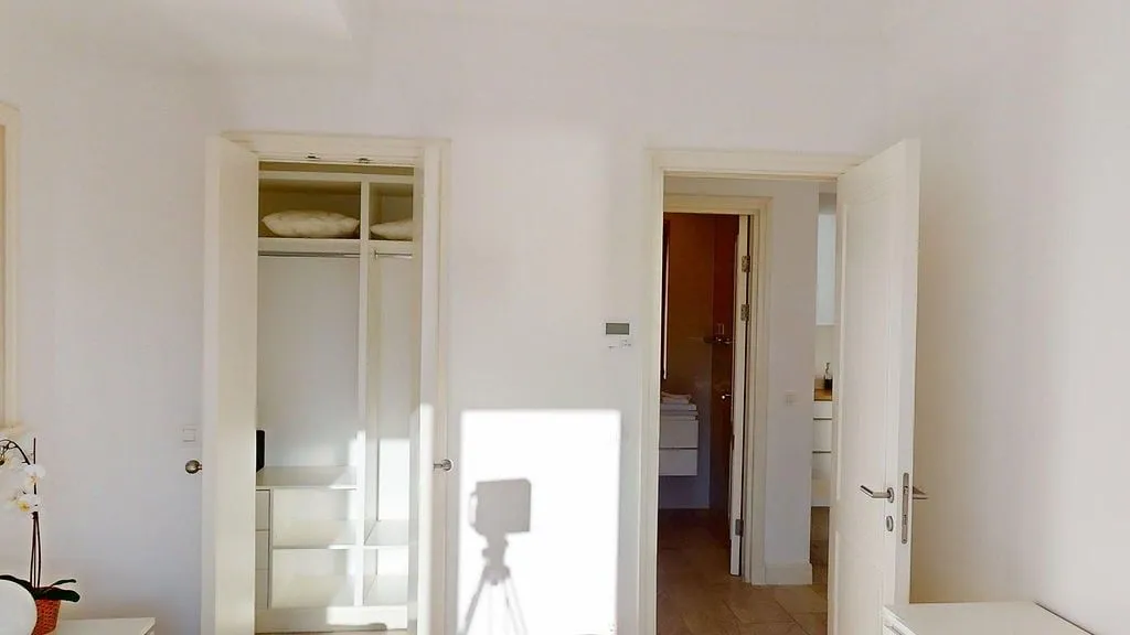 Prodaja, dvosoban stan, 76m², Tivat, Crna Gora