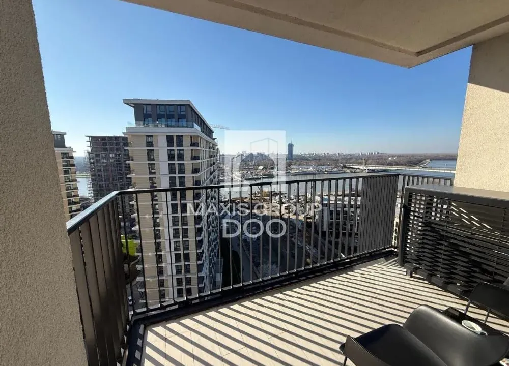 Izdavanje, četvorosoban stan, 109m², Savski Venac, Beograd