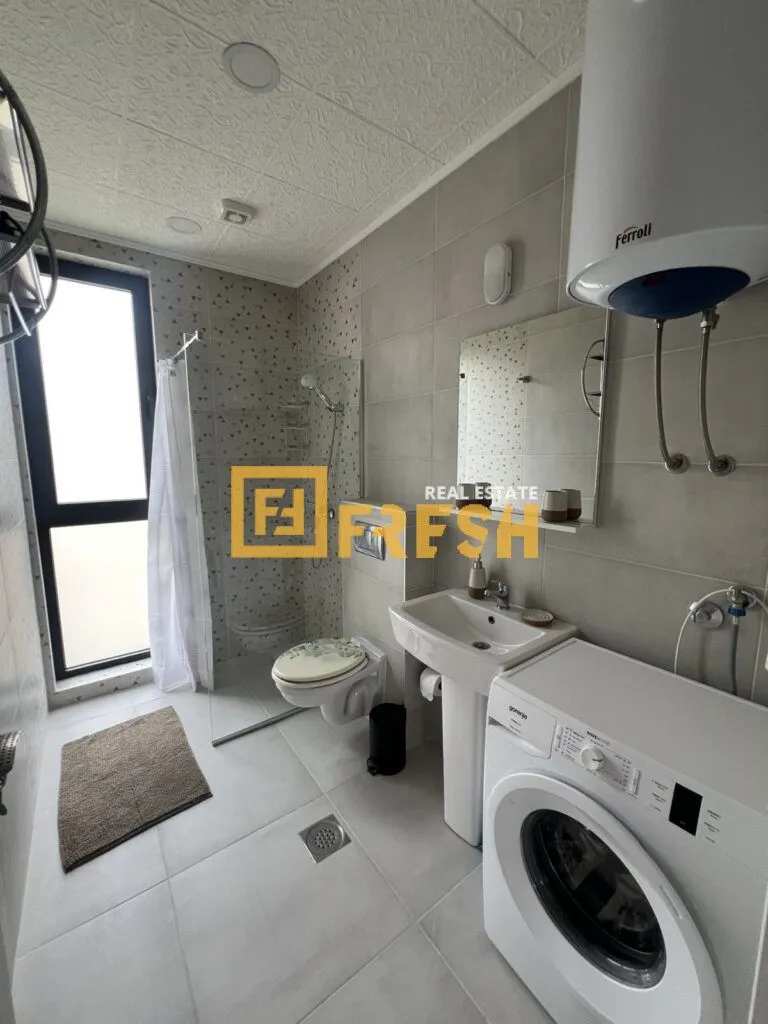 Prodaja, dvosoban stan, 66m², Tivat, Crna Gora