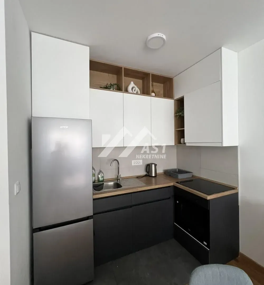 Izdavanje, dvosoban stan, 43m², Podbara, Novi Sad Sve Podlokacije