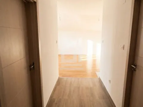 Prodaja, stan, 68m², Ljubović, Podgorica - image 7