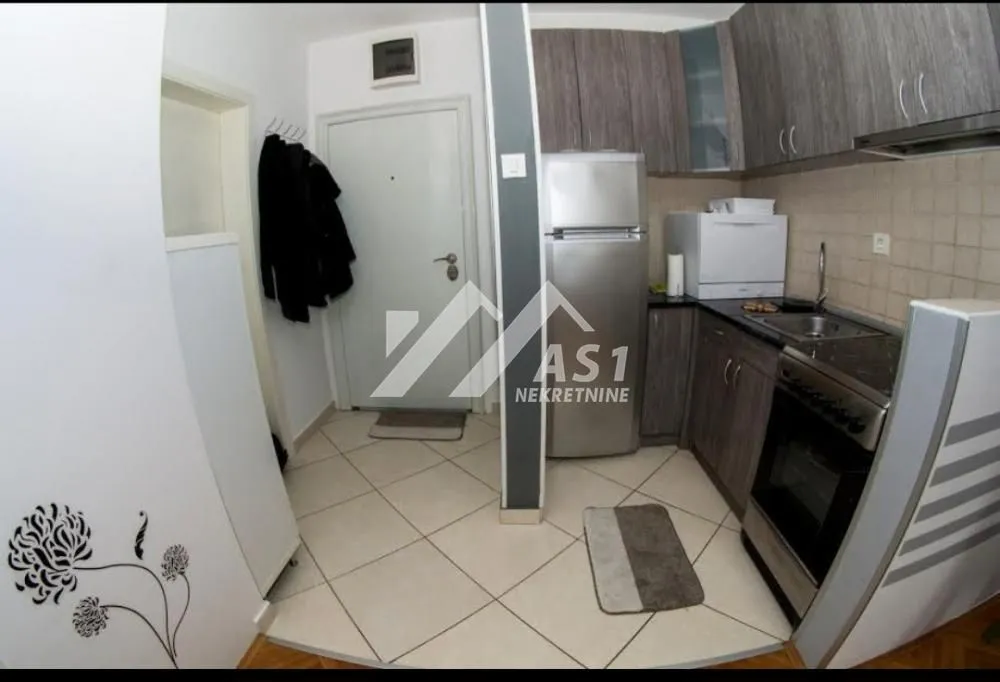 Rent, one bedroom apartment, 40m², Grbavica, Novi Sad Sve Podlokacije