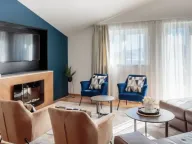 Rent, three bedroom apartment, 150m², Tivat, Crna Gora - image 1