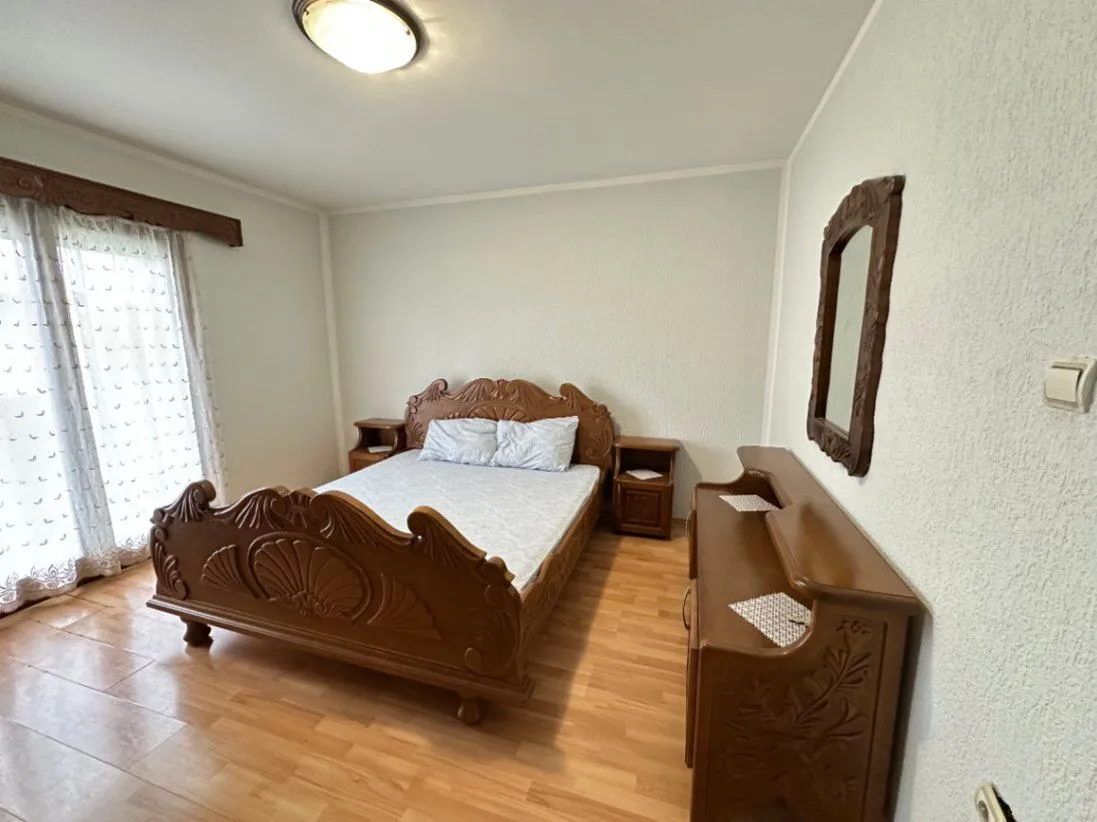 Izdavanje, kuća, 100m², Zagorič, Podgorica