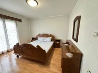 Izdavanje, kuća, 100m², Zagorič, Podgorica - image 9