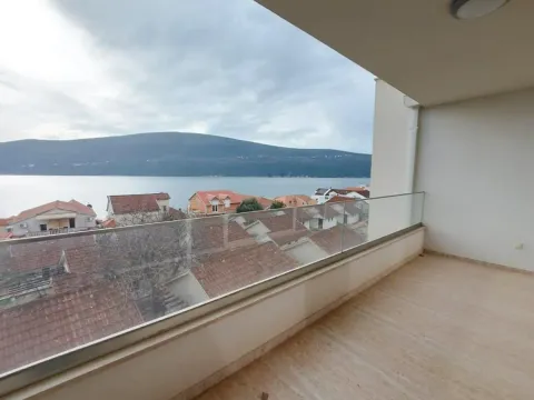 Sale, two bedroom apartment, 91m², Baošići, Herceg Novi