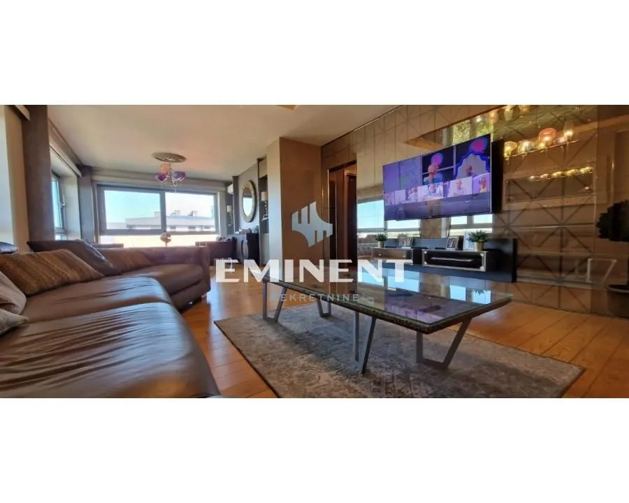 Rent, four bedroom apartment, 176m², Novi Beograd Blok 67, Novi Beograd Sve Podlokacije