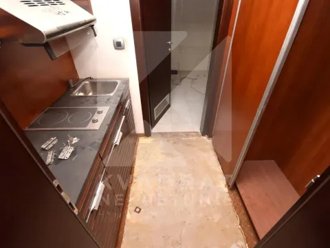 Rent, office space, 358m², Preko Morače, Podgorica - image 17