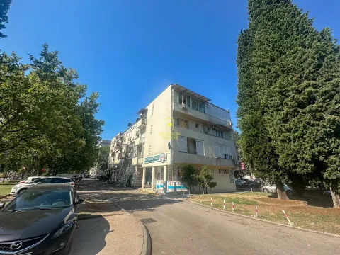 Rent, one bedroom apartment, 50m², Preko Morače, Podgorica - image 1