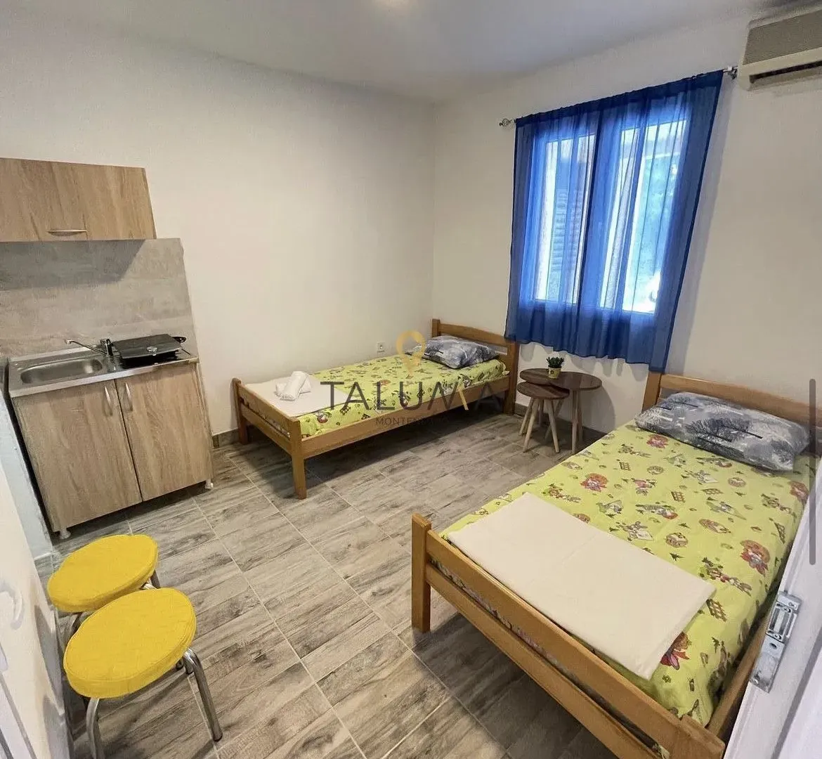 Sale, house, 300m², Sutomore, Bar