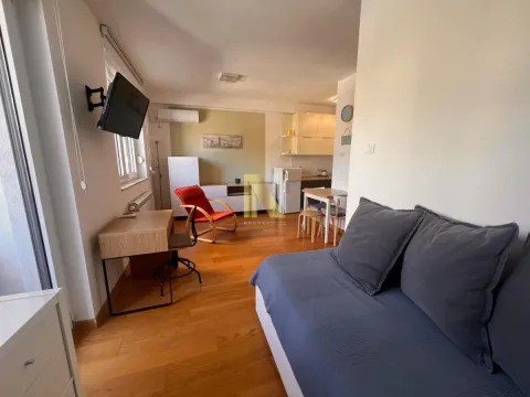 Rent, studio apartment, 29m², Centar, Novi Sad - image 6