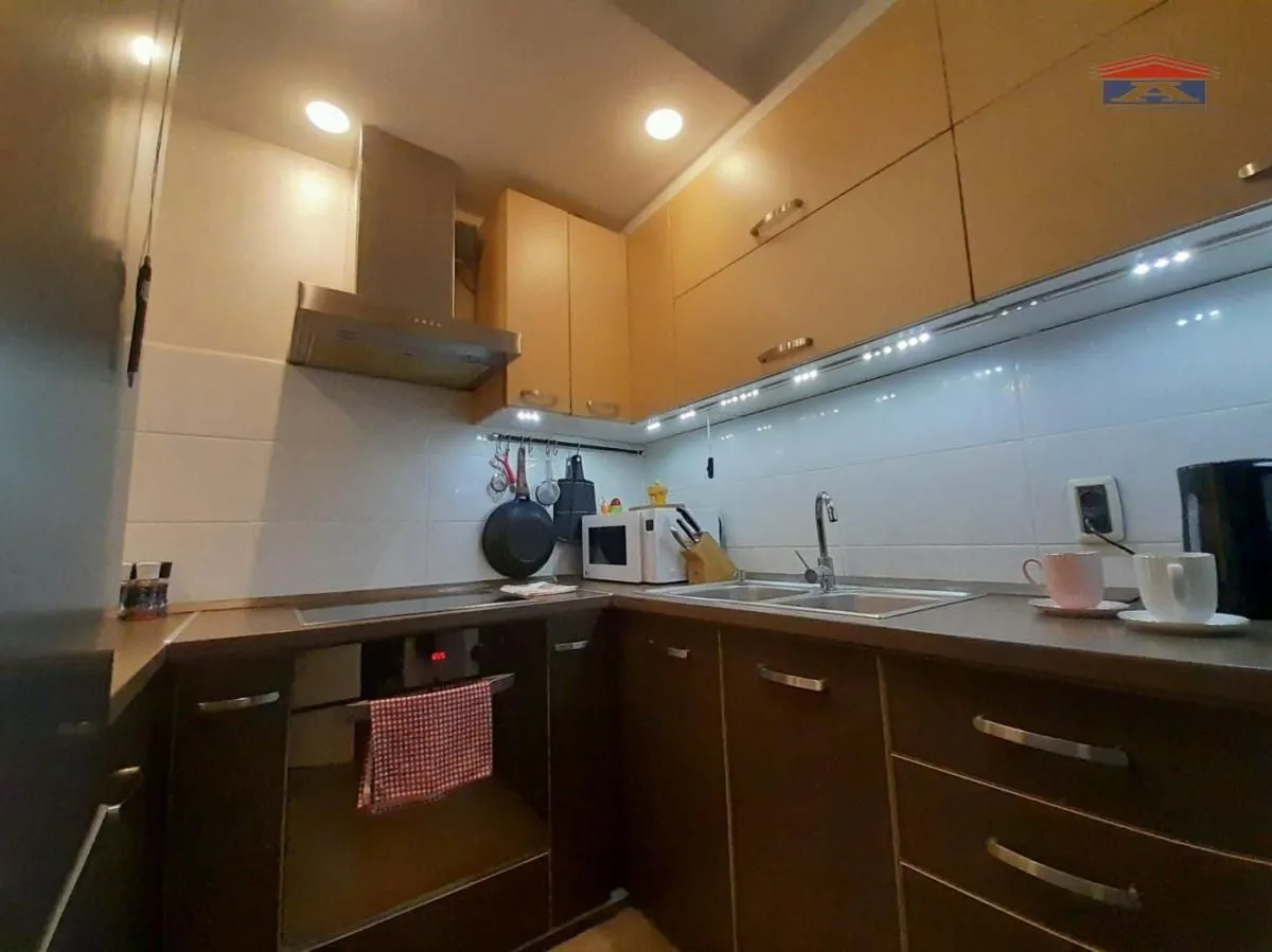 Prodaja, četvorosoban stan, 70m², Bulevar Oslobodjenja, Novi Sad Sve Podlokacije