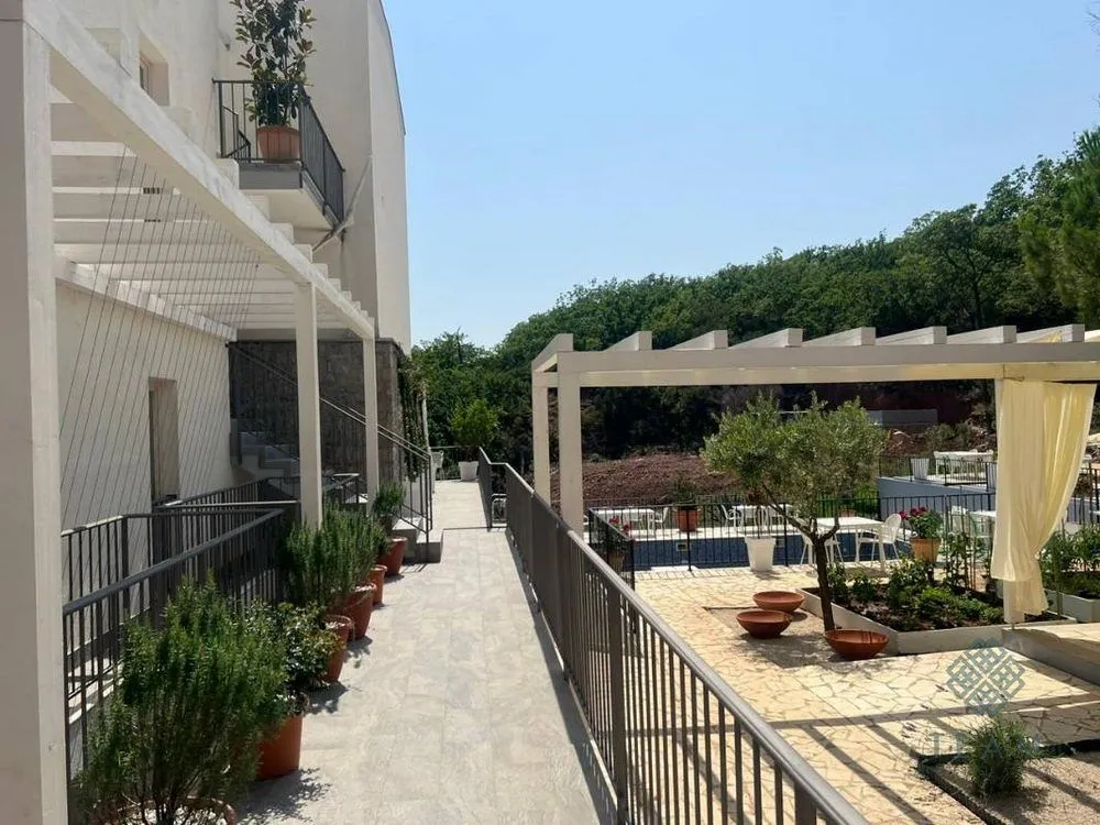 Rent, one bedroom apartment, 53m², Pržno, Budva