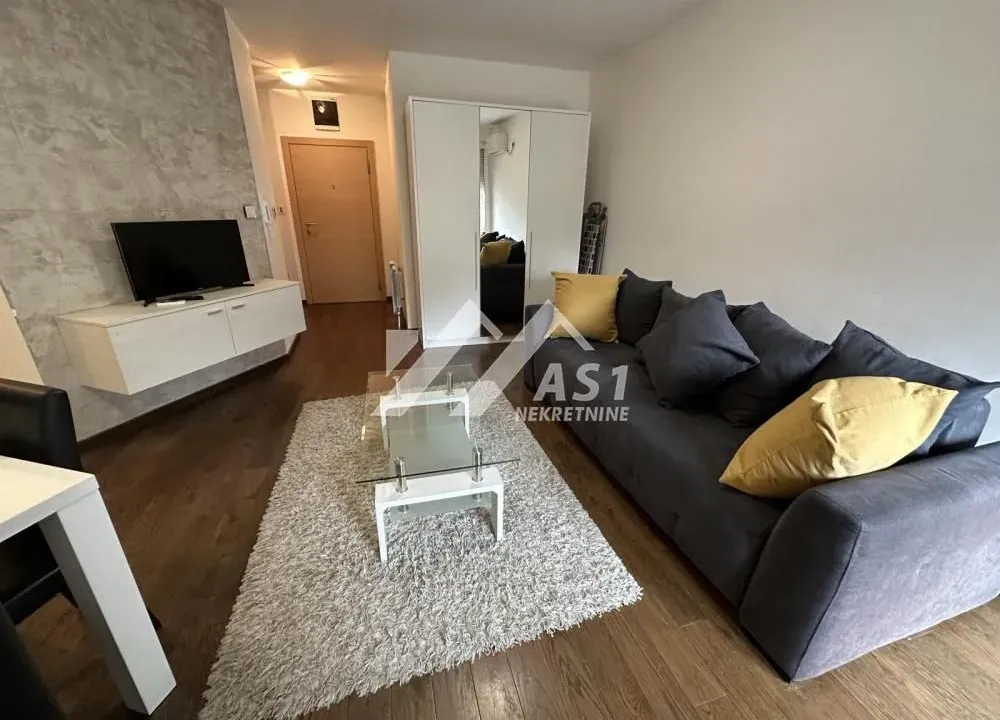 Rent, one bedroom apartment, 32m², Bulevar Evrope, Novi Sad Sve Podlokacije
