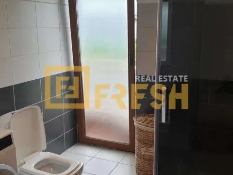 Izdavanje, kuća, 300m², Vranići, Podgorica - image 15