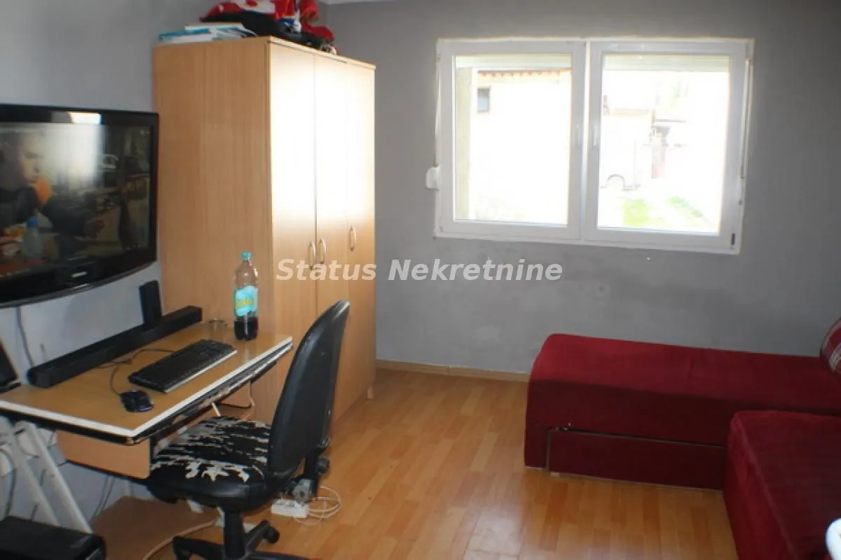 Prodaja, kuća, 110m², Slana Bara, Novi Sad Sve Podlokacije