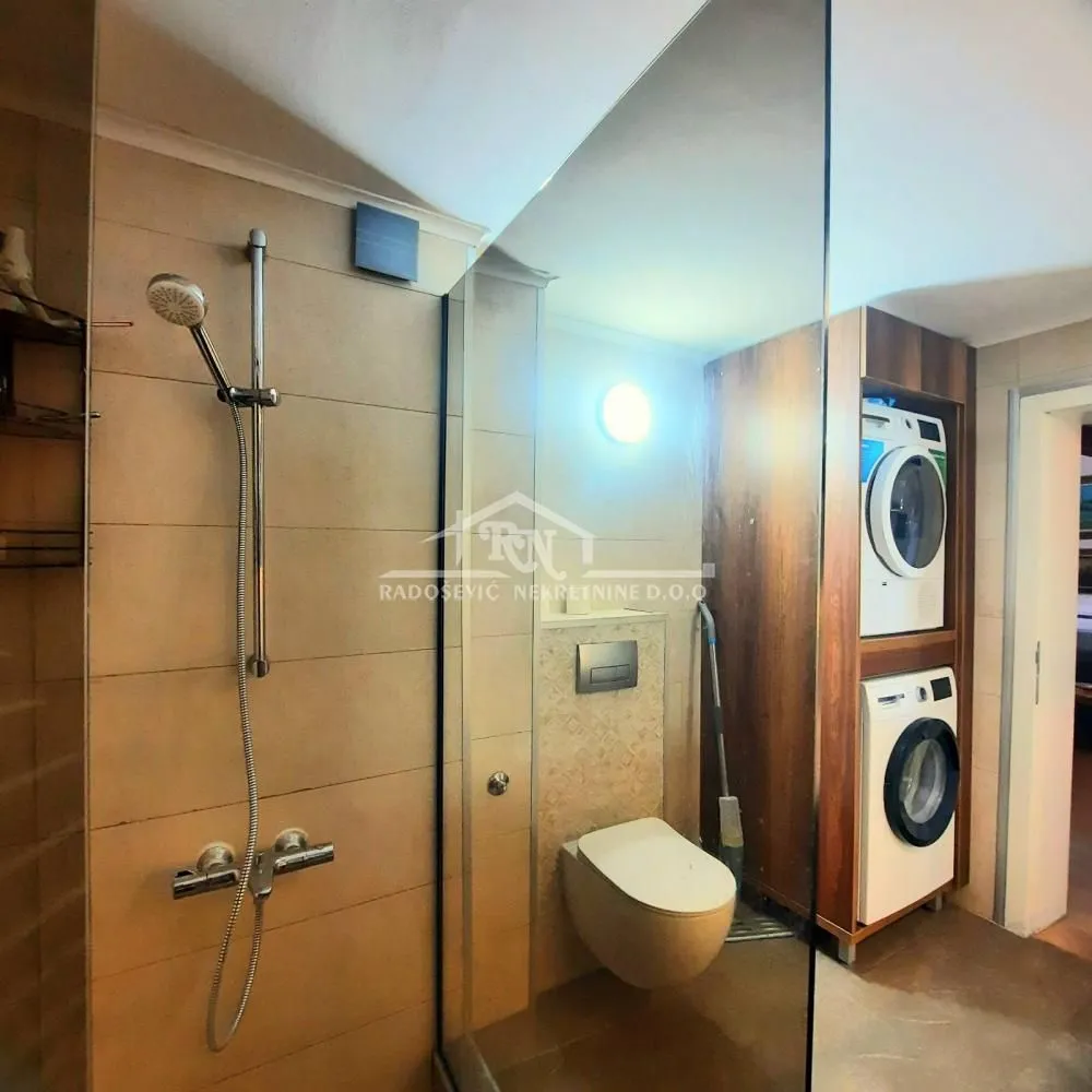 Prodaja, četvorosoban stan, 102m², Čukarica, Beograd