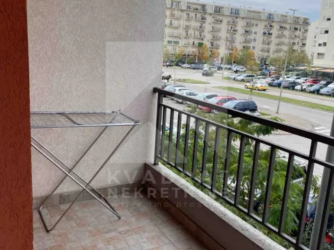 Rent, studio apartment, 29m², Stari Aerodrom, Podgorica - image 8