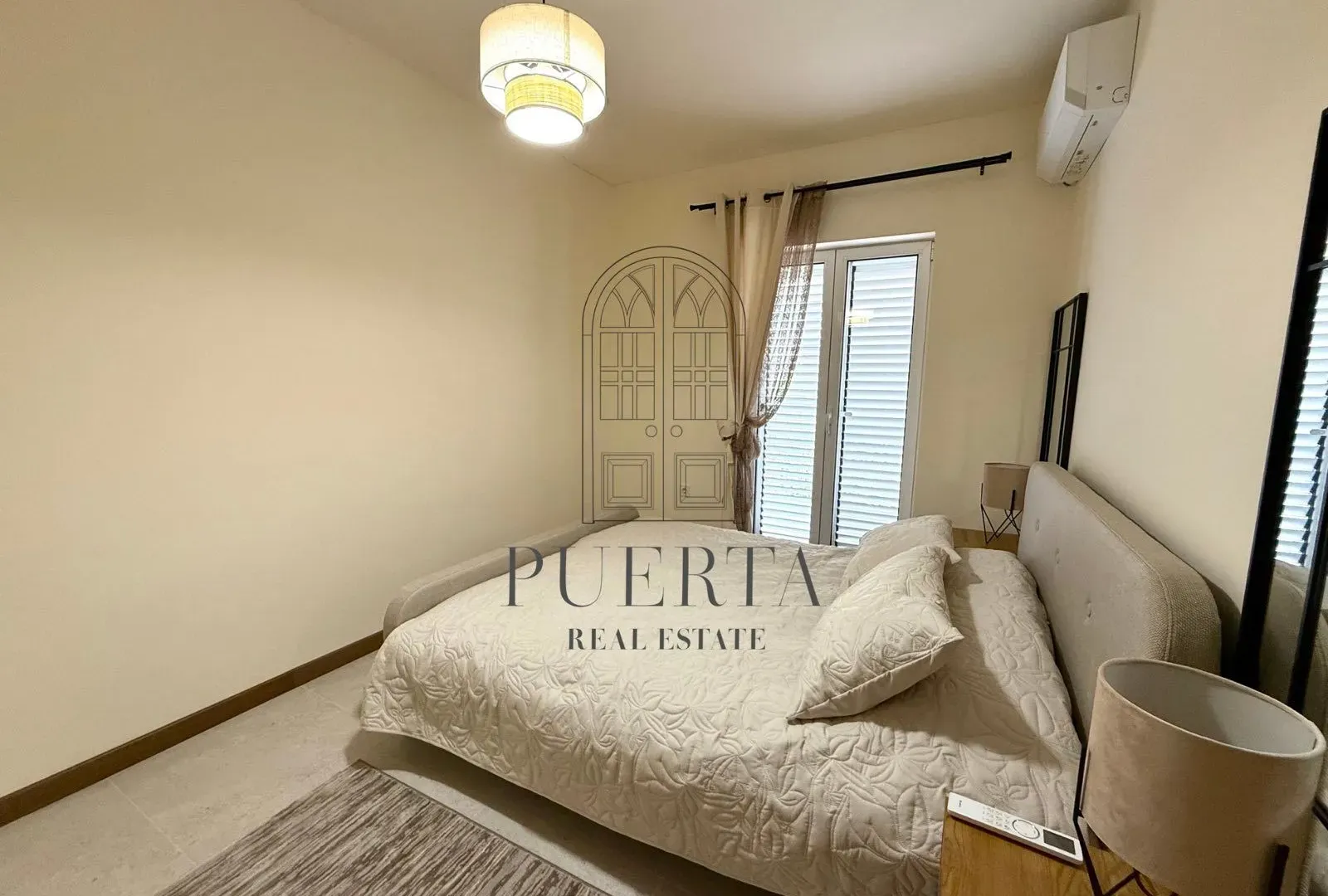 Izdavanje, trosoban stan, 114m², Preko Morače, Podgorica