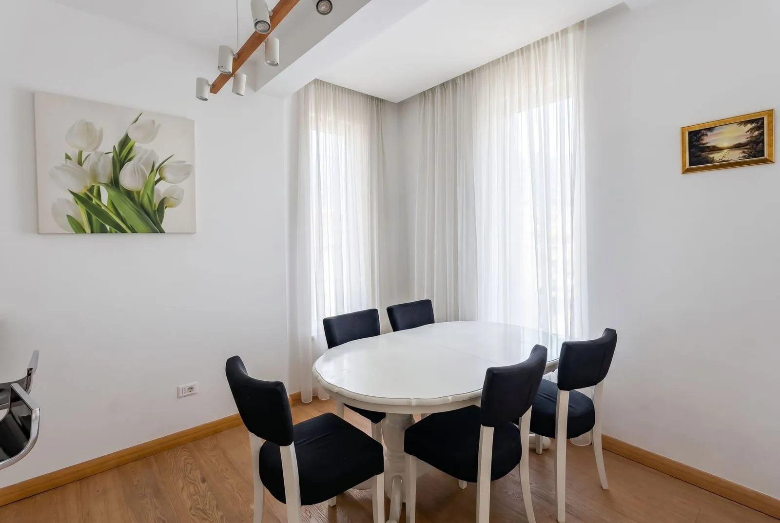 Prodaja, trosoban stan, 77m², Budva, Crna Gora