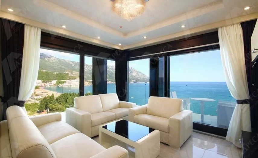 Prodaja, trosoban stan, 85m², Bečići, Budva