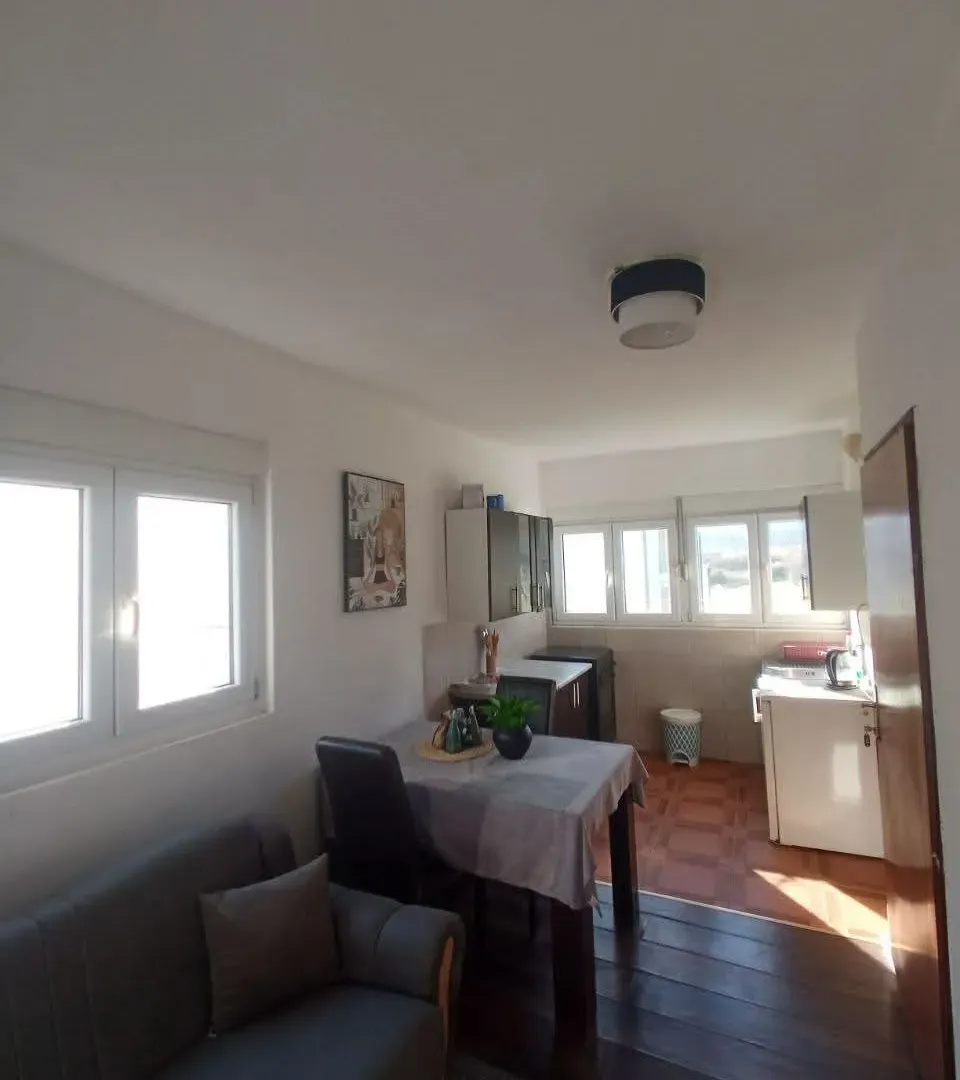 Sale, studio apartment, 26m², Centar, Bar