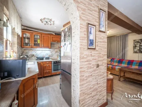 Prodaja, kuća, 130m², Tivat, Crna Gora - image 15