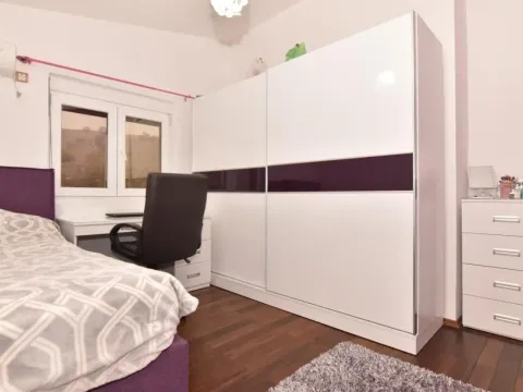 Sale, house, 235m², Velje Brdo, Podgorica - image 8