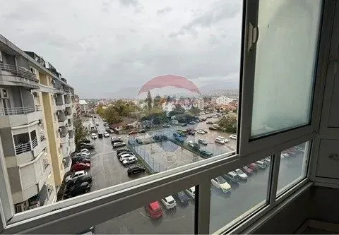 Izdavanje, jednosoban stan, 40m², Stari Aerodrom, Podgorica - image 5