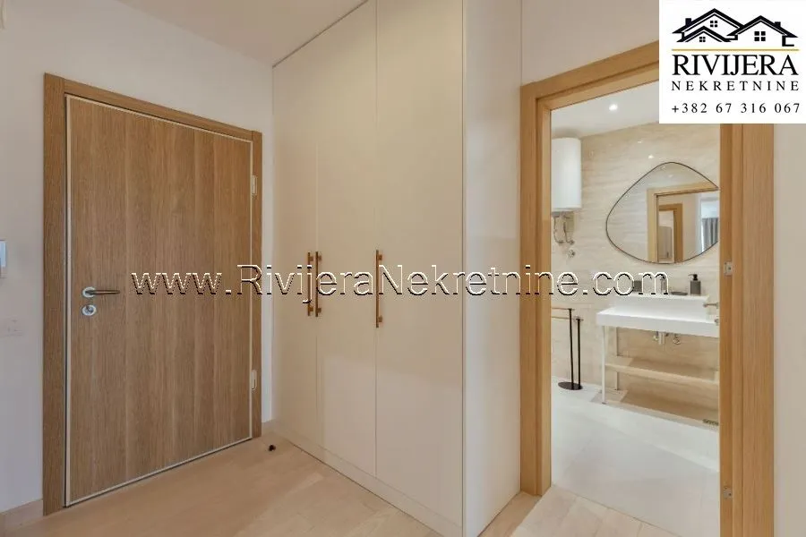 Prodaja, dvosoban stan, 100m², Igalo, Herceg Novi