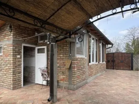 Prodaja, kuća, 160m², Perlez, Zrenjanin - image 7