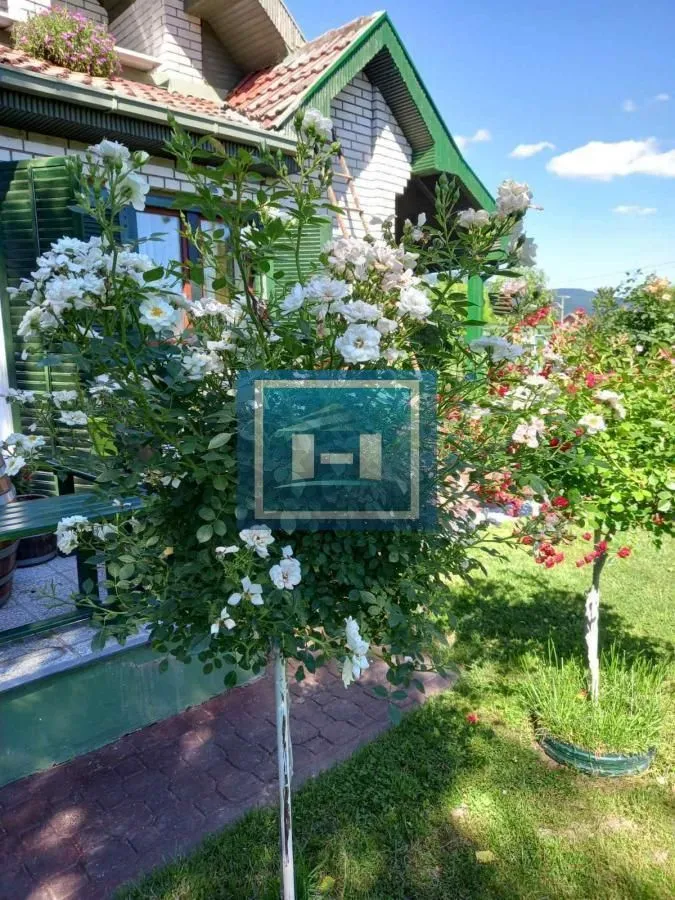 Prodaja, kuća, 350m², Lipova, Vrnjačka Banja