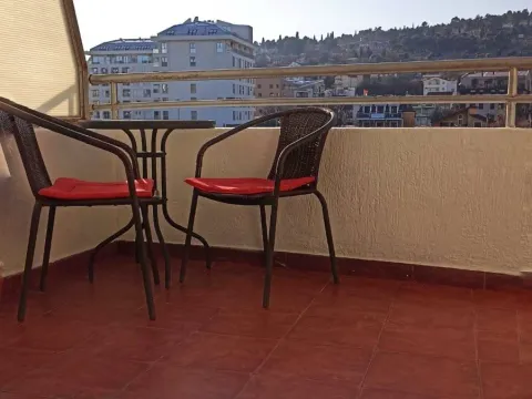 Izdavanje, kuća, 32m², Vezirov Most, Podgorica - image 5