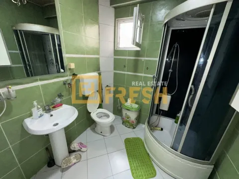 Prodaja, kuća, 103m², Stara Varoš, Podgorica - image 11