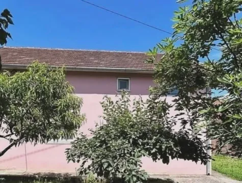 Kuća in Centar