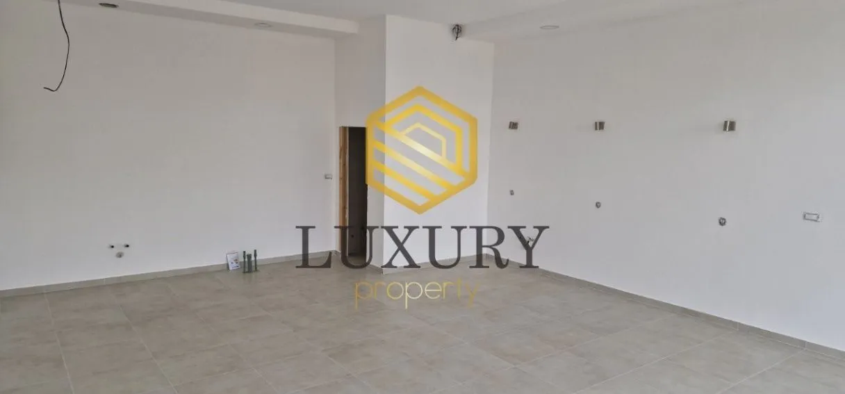 Rent, office space, 50m², Stari Aerodrom, Podgorica