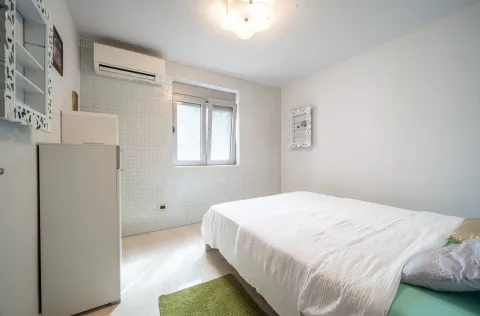 Prodaja, kuća, 484m², Stoliv, Kotor - image 7